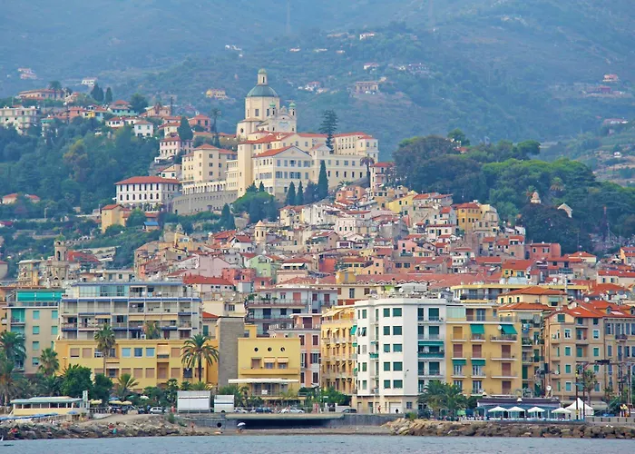 Finestra Sul Duomo - Happy Appartamento Sanremo